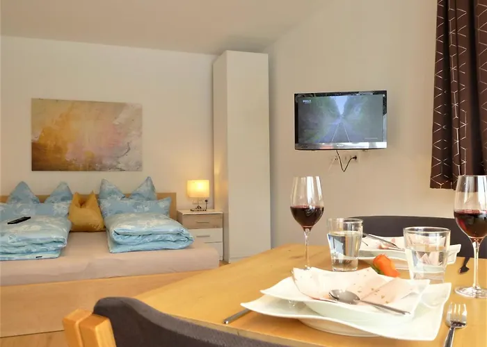 Cozy Mountain View Apartment With Terrace And Garden